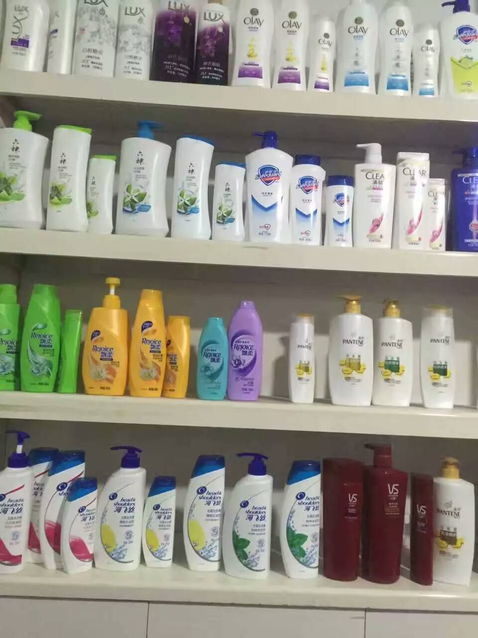 海飛絲洗發(fā)水 廣東生產(chǎn)商批發(fā)熱銷，助力日用品市場